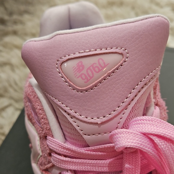 New Balance 9060 Cherry Blossom Colorway. - Picture 5 of 11